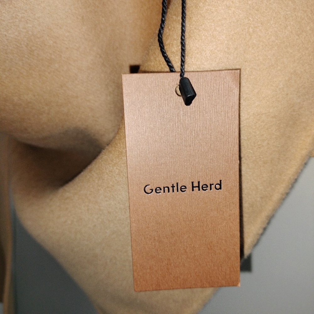 🆕 Gentle Herd 100% Wool Belted Wrap Coat in Camel - Picture 10 of 14